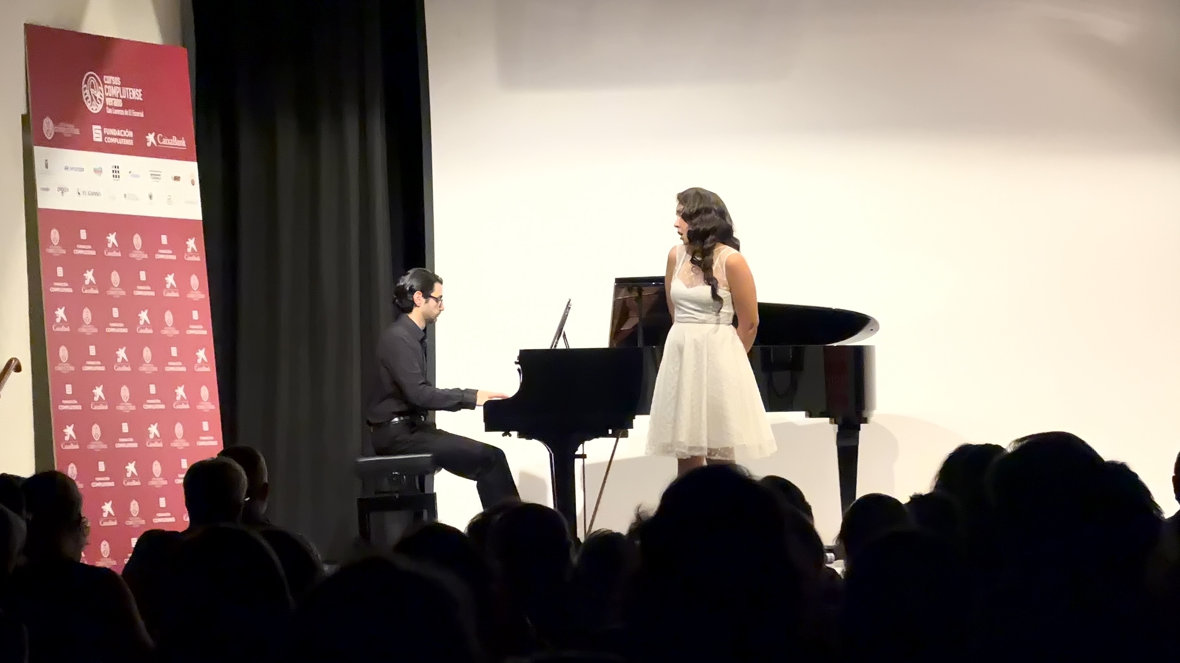 Concierto: Caprichos y cantares: Un viaje por la lírica española