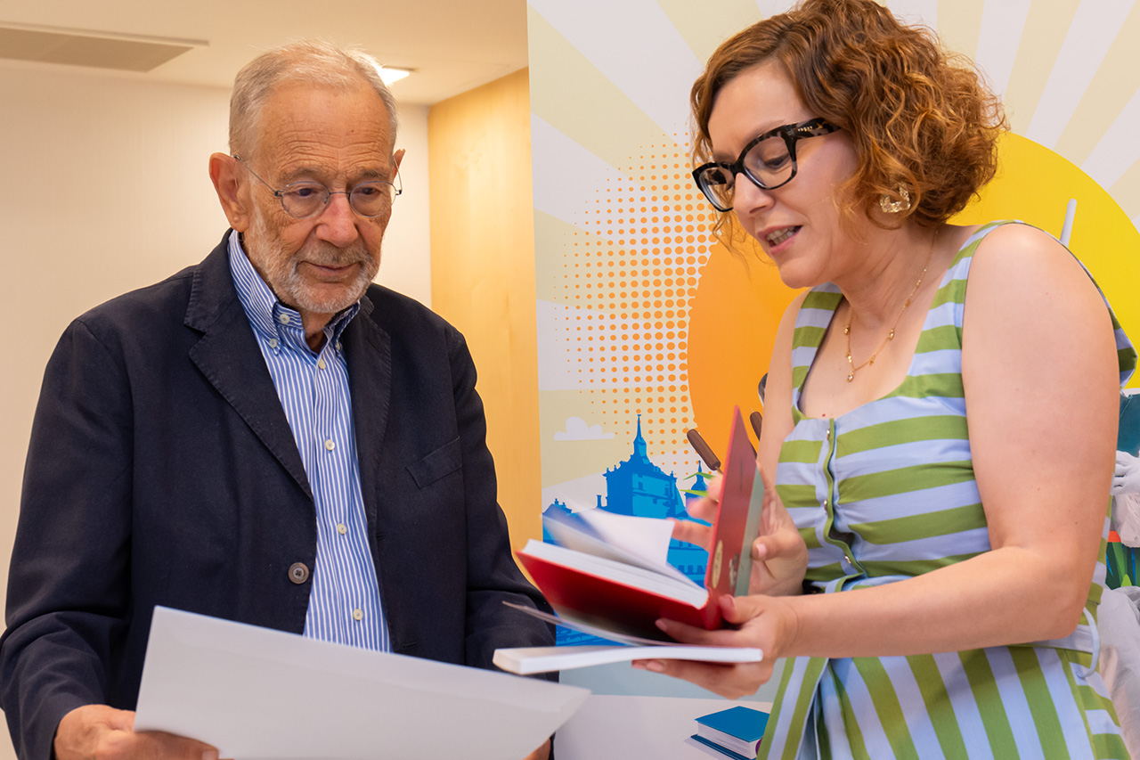 Javier Solana considera que “en la Unión Europea ha pasado la hora de pensar, ha llegado la hora de hacer”